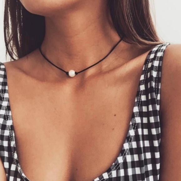 Jewelry - Pearl Choker Necklace